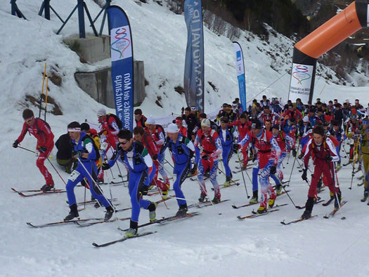 Men senior vertical race start Men senior vertical race start