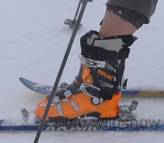 Touring mode cuff movement for backcountry skiing. Touring mode cuff movement for backcountry skiing.