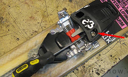 G3 Onyx backcountry skiing binding swap plates. G3 Onyx backcountry skiing binding swap plates.