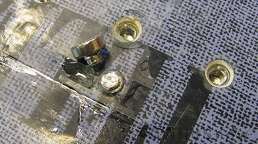 Onyx binding stainless steel screw broken. Onyx binding stainless steel screw broken.