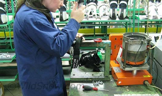 Adding power strap on Maestrale. Adding power strap on Maestrale.