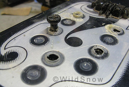 Dynafit ski bindings insert test. Dynafit ski bindings insert test.