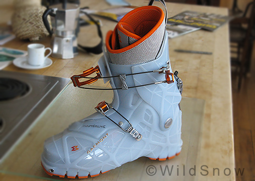 Garmont Masterlite backcountry skiing boots. Garmont Masterlite backcountry skiing boots.