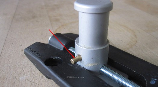 Dynafit radical heel post pivot spindle. Dynafit radical heel post pivot spindle.