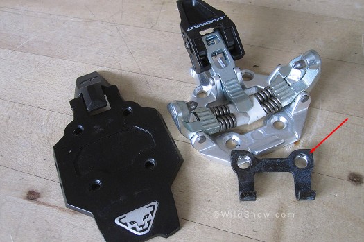 Toe parts, steel crampon mount acts as a reinforced sandwich top. Toe parts, steel crampon mount acts as a reinforced sandwich top.