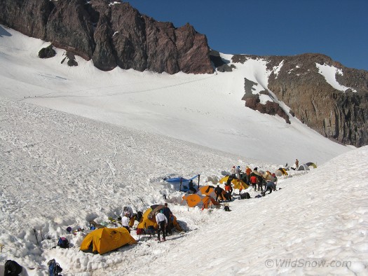 Camp Muir tent city. Camp Muir tent city.