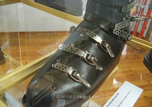 These speed holes double as the boot buckle length adjustment.