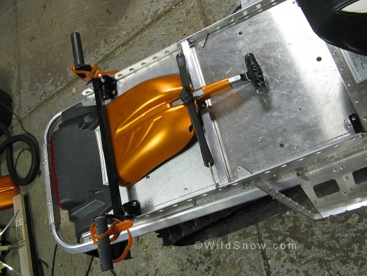 Shovel mounted, showing use of bungie as well as another support cross member. Shovel mounted, showing use of bungie as well as another support cross member.