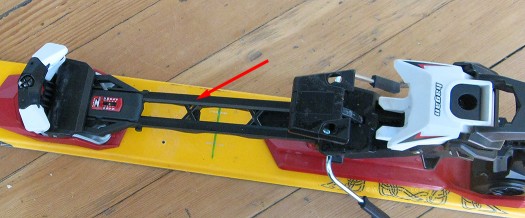 The double Hagan rails, with links, are a strong way to build a binding frame. The double Hagan rails, with links, are a strong way to build a binding frame.
