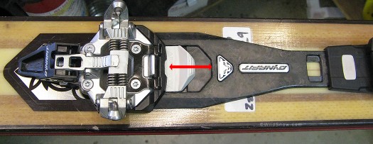 Dynafit Radical FT 12 'vibration damper switch' for backcountry skiing. Dynafit Radical FT 12 'vibration damper switch' for backcountry skiing.
