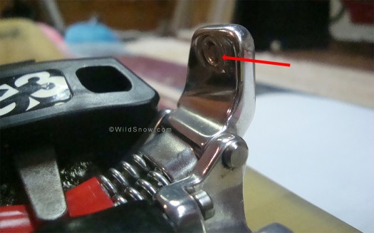 G3 Onyx pin break, detail view. G3 Onyx pin break, detail view.