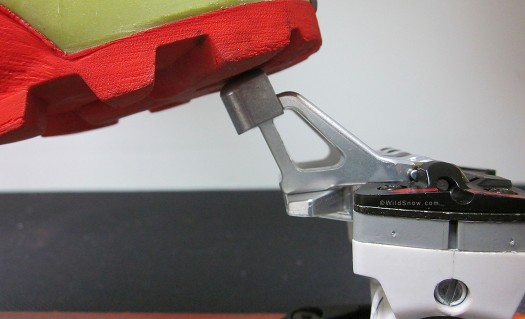 B&D heel lift extender for Dynafit Radical is machined out of aluminum, fixed with set screw. B&D heel lift extender for Dynafit Radical is machined out of aluminum, afixed with set screw.