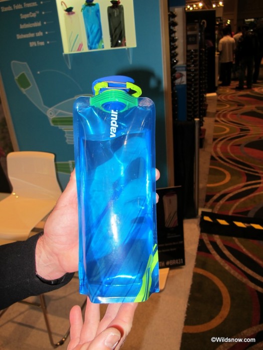 Vapur bottles feature a 3-ply construction making it freeze proof. Antimicrobial lining to keep the funk at bay. Plus it all folds down within the carabiner when empty. Vapur bottle OR show