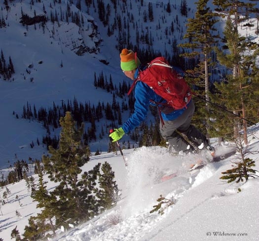Lee drops in off Talisker down to the Wizard Gullies/Lee’s Trees skintrack for a 350m pow and sun shot Lee drops in off Talisker down to the Wizard Gullies/Lee’s Trees skintrack for a 350m pow and sun shot