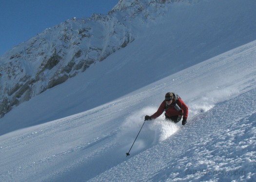 Another pic of yours truly. Funny how I always find myself wanting longer and wider skis in this stuff. Another pic of yours truly. Funny how I always find myself wanting longer and wider skis in this stuff.