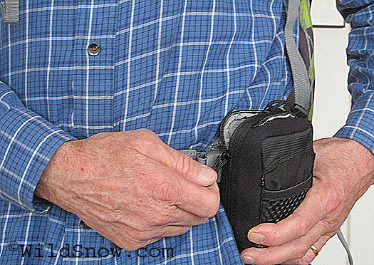 Lowepro zipped up with G12 snug inside. Lowepro zipped up with G12 snug inside.