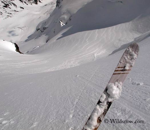Twin One Glacier - Duffey. Pow at the top of this 700m run. Spring snow at the bottom Twin One Glacier - Duffey. Pow at the top of this 700m run. Spring snow at the bottom