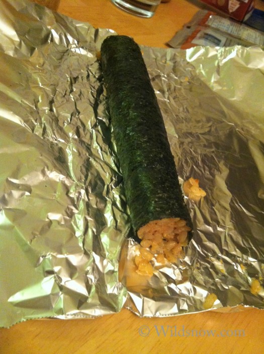 No sushi-rolling experience needed to make nori rolls. Tin foil and just a touch of patience is all you need. No sushi-rolling experience needed to make nori rolls. Tin foil and just a touch of patience is all you need.