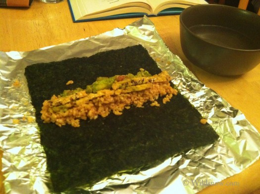You can by-eye the amount of rice to use in each roll, although I’d guess it’s about ¾ of a cup. You can by-eye the amount of rice to use in each roll, although I’d guess it’s about ¾ of a cup.