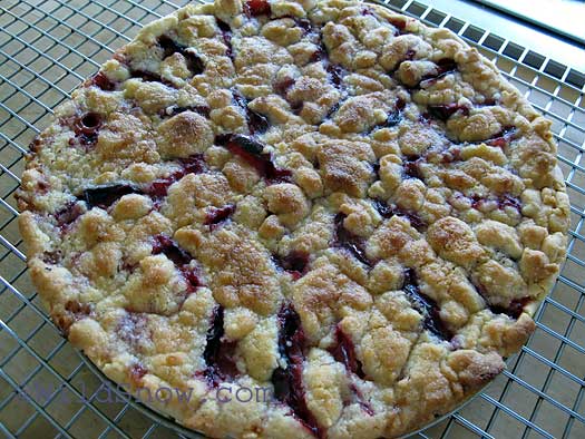 Fresh out of the oven. Cool and eat. Fresh out of the oven. Cool and eat.