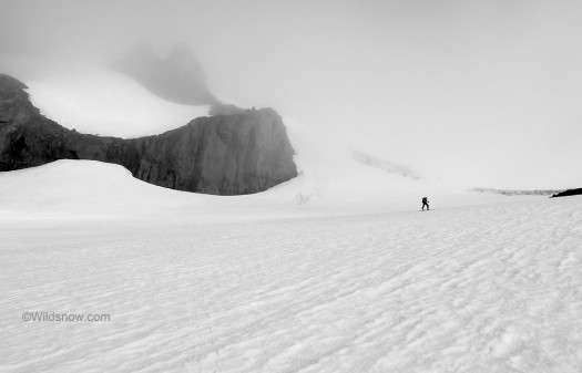 approachingcoolglacier Backcountry skiing and ski mountaineering on Glacier Peak in the North Cascades
