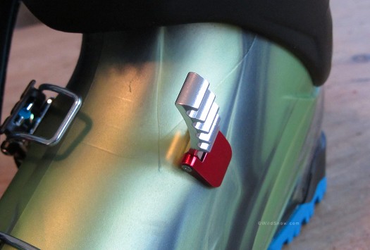 Overlap ski boot for alpinism and touring includes interesting buckle. Overlap ski boot for alpinism and touring includes interesting buckle.