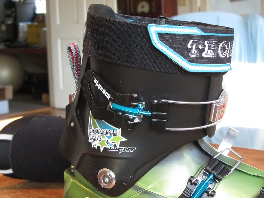 Cochise Pro Light continues the Tecnica buckle configuration for this line of boots. Cochise Pro Light continues the Tecnica buckle configuration for this line of boots.