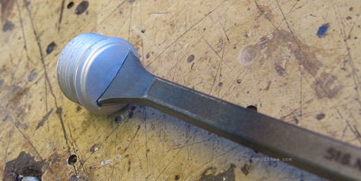 Looks like it was made to turn a tech binding cap, eh? Looks like it was made to turn a tech binding cap, eh?