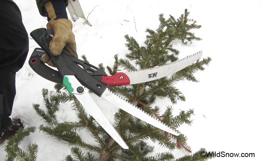 We tested three retractable-folding pruning saws. We tested three retractable-folding pruning saws.