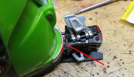 When using Beast fitting with other tech bindings, lateral release could bind here so we feel a small mod would be necessary, basically removing some material as indicated by the red line to make the fitting conform to the arc of the boot heel When using Beast fitting with other tech bindings, lateral release could bind here so we feel a small mod would be necessary, basically removing some material as indicated by the red line to make the fitting conform to the arc of the boot heel