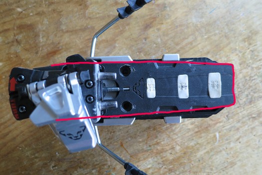 Radical heel unit sandwiched on top of Beast heel base. Radical outlined in red is about 17 mm narrower than Beast. Radical heel unit sandwiched on top of Beast heel base. Radical outlined in red is about 17 mm narrower than Beast.