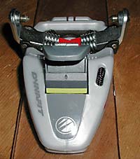 New model Tri-Step, front view. The yellow bar indicates full lock in touring mode, eliminating any doubt on the part of the user. New model Tri-Step, front view. The yellow bar indicates full lock in touring mode, eliminating any doubt on the part of the user.