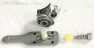 Heel unit lifted off spindle. Heel unit lifted off spindle.
