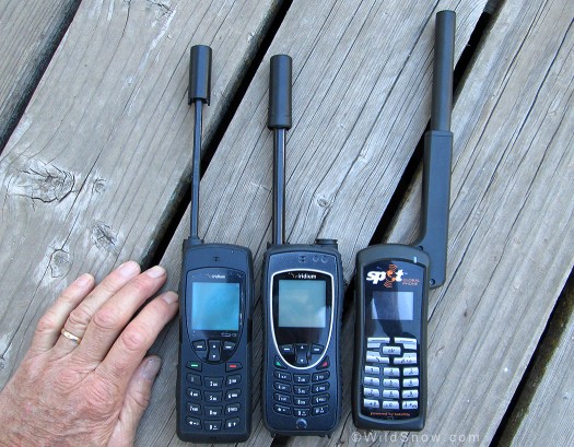 The three phones, left to right: Iridium 9555, Iridium 9575 Extreme, SPOT/Globalstar The three phones, left to right: Iridium 9555, Iridium 9575 Extreme, SPOT/Globalstar