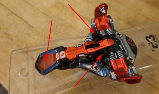 Another view of toe unit. Left arrow points to a nice PU pocket for your ski pole tip. No more shattered plastic? Another view of toe unit. Left arrow points to a nice PU pocket for your ski pole tip. No more shattered plastic?