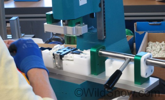 At this station, the carriage gets more assembly. Manufacturing of individual parts happens around Europe, final assembly is at Fritschi facility here in Switzerland. At this station, the carriage gets more assembly. Manufacturing of individual parts happens around Europe, final assembly is at Fritschi facility here in Switzerland.