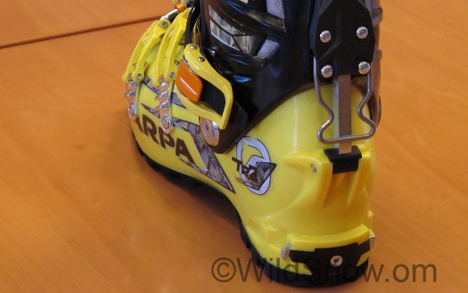 The heel fitting is entirely different from normal tech bindings, but for some reason the Scarpa TR2 compatible boot includes the tech binding heel unit pocket, with a filler. The heel fitting is entirely different from normal tech bindings, but for some reason the Scarpa TR2 compatible boot includes the tech binding heel unit pocket, with a filler.