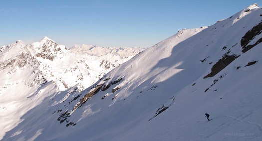 Me and a few hundred other people somewhere around here, this is the Alps and contrary to myth you can escape the crowds. Me and a few hundred other people, but this is the Alps and contrary to myth you can escape the crowds.