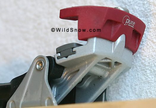 Original model Pure, showing meager beef in toe area. Original model Pure, showing meager beef in toe area.