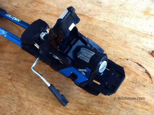 Rear heel piece.  Note ease of visual DIN numbers.  