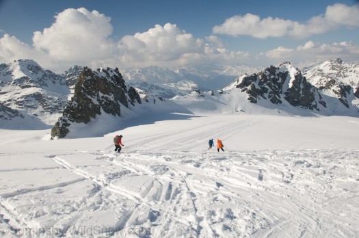 Descending towards Prafleuri Hut