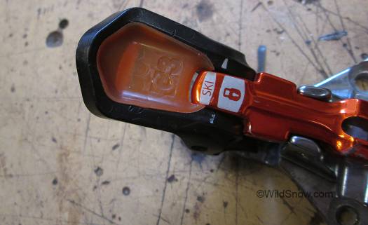 Bonus shot. We like the urethane pole tip pocket in the toe lock lever. Ever seen other brands crack and shatter here? This one looks like it might not do that. Bonus shot. We like the urethane pole tip pocket in the toe lock lever. Ever seen other brands crack and shatter here, this one looks like it might not do that.