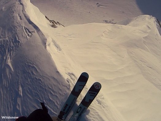I made a few turns down the North Face, then sidestepped back up. I made a few turns down the North Face to see if there was a way off the summit in that direction, then sidestepped back up.
