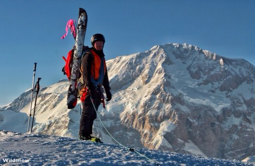 Aaron in position for first snowboard descent. Aaron in position for first snowboard descent.