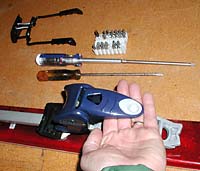 Flip the binding lever up to de-cock -- do so without any flesh in front of lever, as it moves at supersonic speed! Flip the binding lever up to de-cock -- do so without any flesh in front of lever, as it moves at supersonic speed!