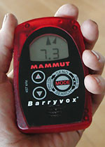 Front view of the Barryvox. LCD showing search mode. Clean design -- easy to wear.