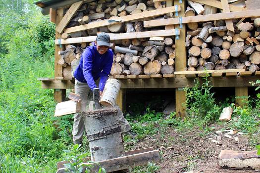 No, they didn't have wood chopping at the show. That me at HQ testing out the flexibility of the Induction Shell. No, they didn't have wood chopping at the show. That me at Field HQ testing out the flexibility of the Induction Shell.