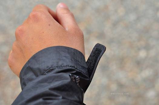 Getting a snug fit on a smaller wrist means you end up with a flapper. Extended velcro would help with this issue. Getting a snug fit on a smaller wrist means you end up with a flapper. Extended velcro would help with this issue.