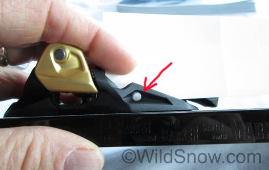You can run Kingpin without brakes. This is the leash mount hole in the toe moldings. You can run Kingpin without brakes. This is the leash mount hole in the toe moldings.