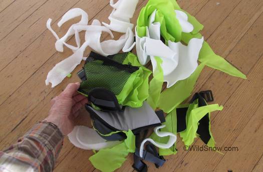 As with many airbag backpacks, Alpride is designed with quite a bit of fabric some of use consider superfluous. As with many airbag backpacks, Alpride is designed with quite a bit of fabric some of use consider superfluous.